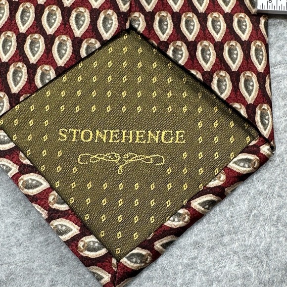 Stonehenge Necktie Red 100% Silk Geometric Green Paisley Print Handmade - Picture 6 of 8
